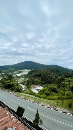 RAYYAN AL HAMD Landed MUSLIM HOMESTAY CAMERON HIGHLANDS